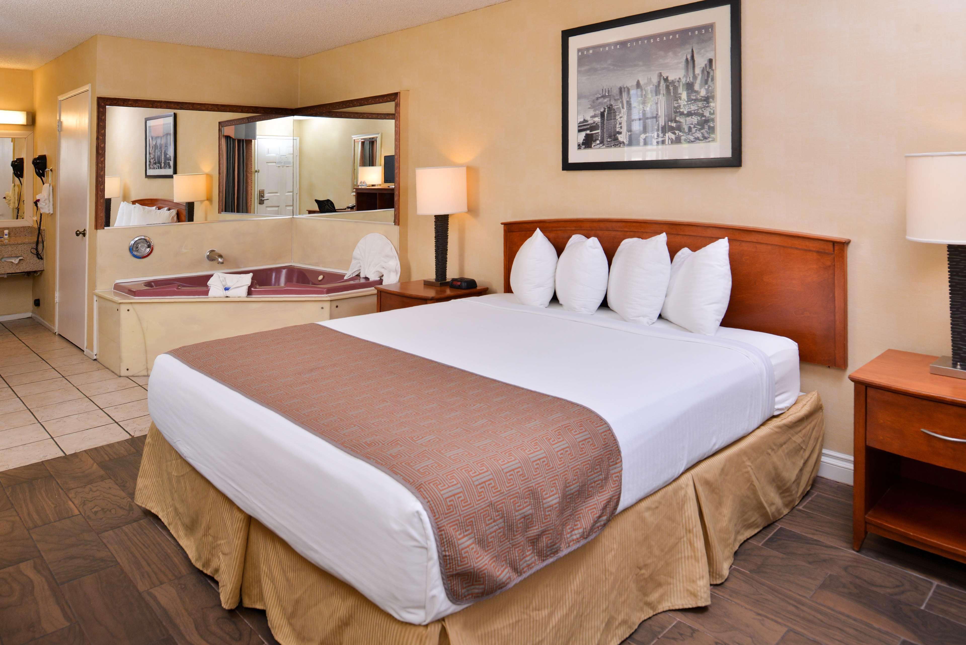 Best Western Palm Garden Inn Westminster Esterno foto